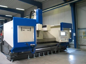 Portalfräsmaschine im Werkzeugbau
