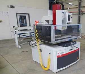 Startloch-Erodiermaschine Mitsubishi Start 43 Z